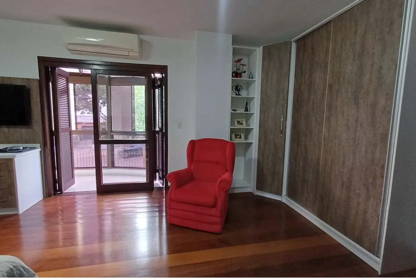 JDSPAA 43 612541029-30 - REMAX Street Exclusividades — foto 3