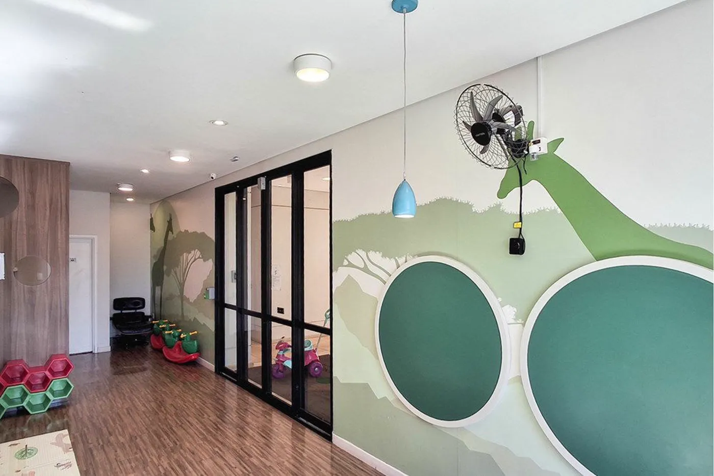 ÁBMC 397 Apto 602341005-106 - REMAX Ouro Exclusividades — foto 3