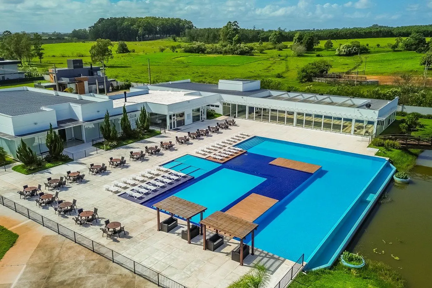 SFADSA 1850 Lote 612651049-44 - REMAX Pillares Exclusividades — foto 2