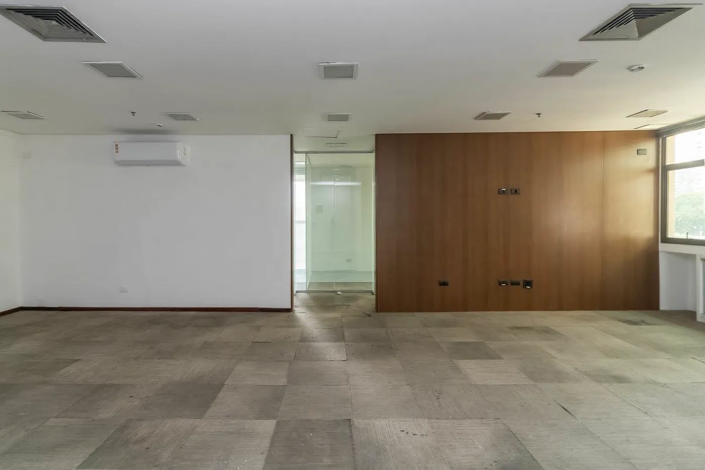 VOCDA 1117 Sala 601131093-2 - REMAX Ares Exclusividades — foto 2