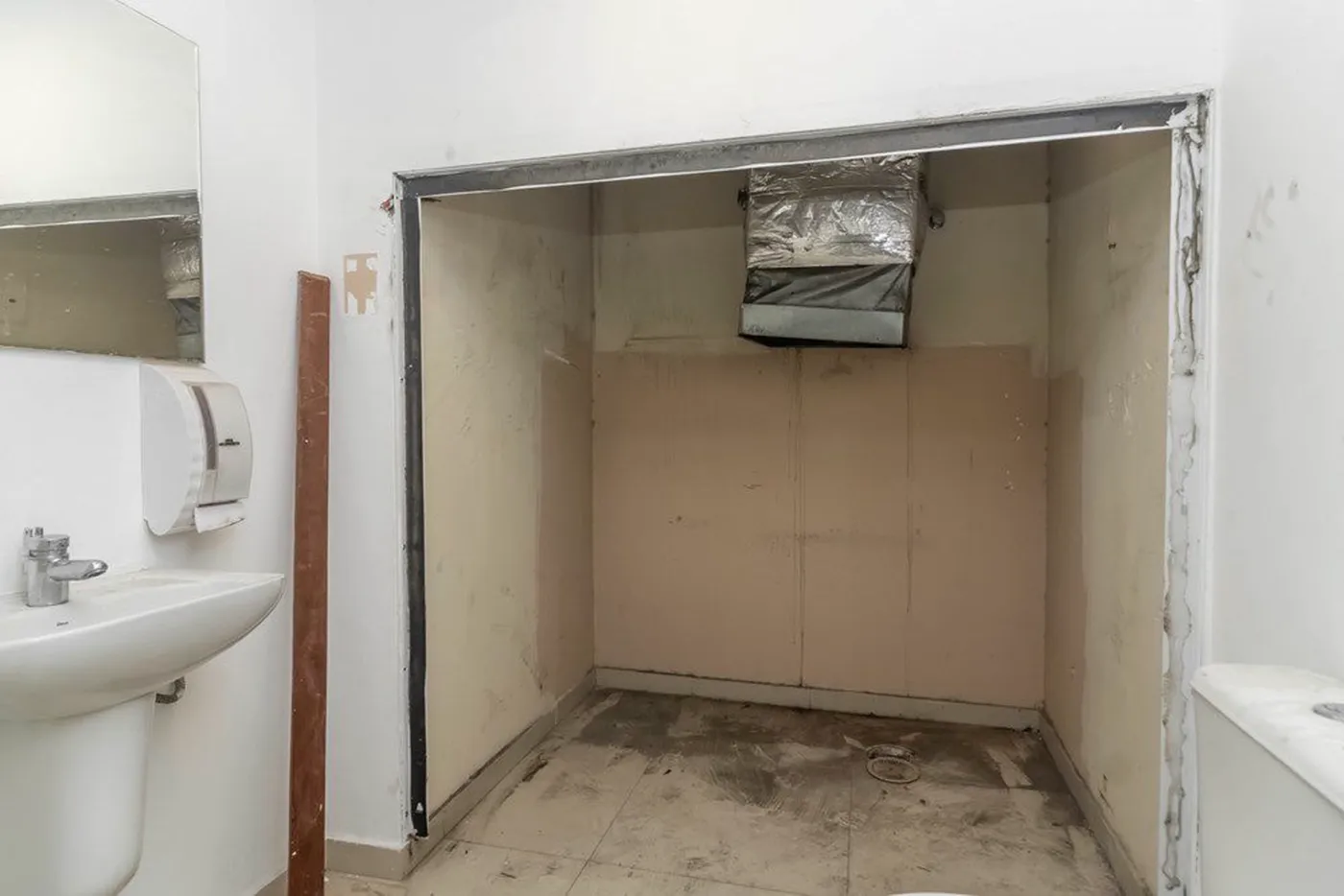 VOCDA 1117 Sala 601131093-2 - REMAX Ares Exclusividades — foto 5