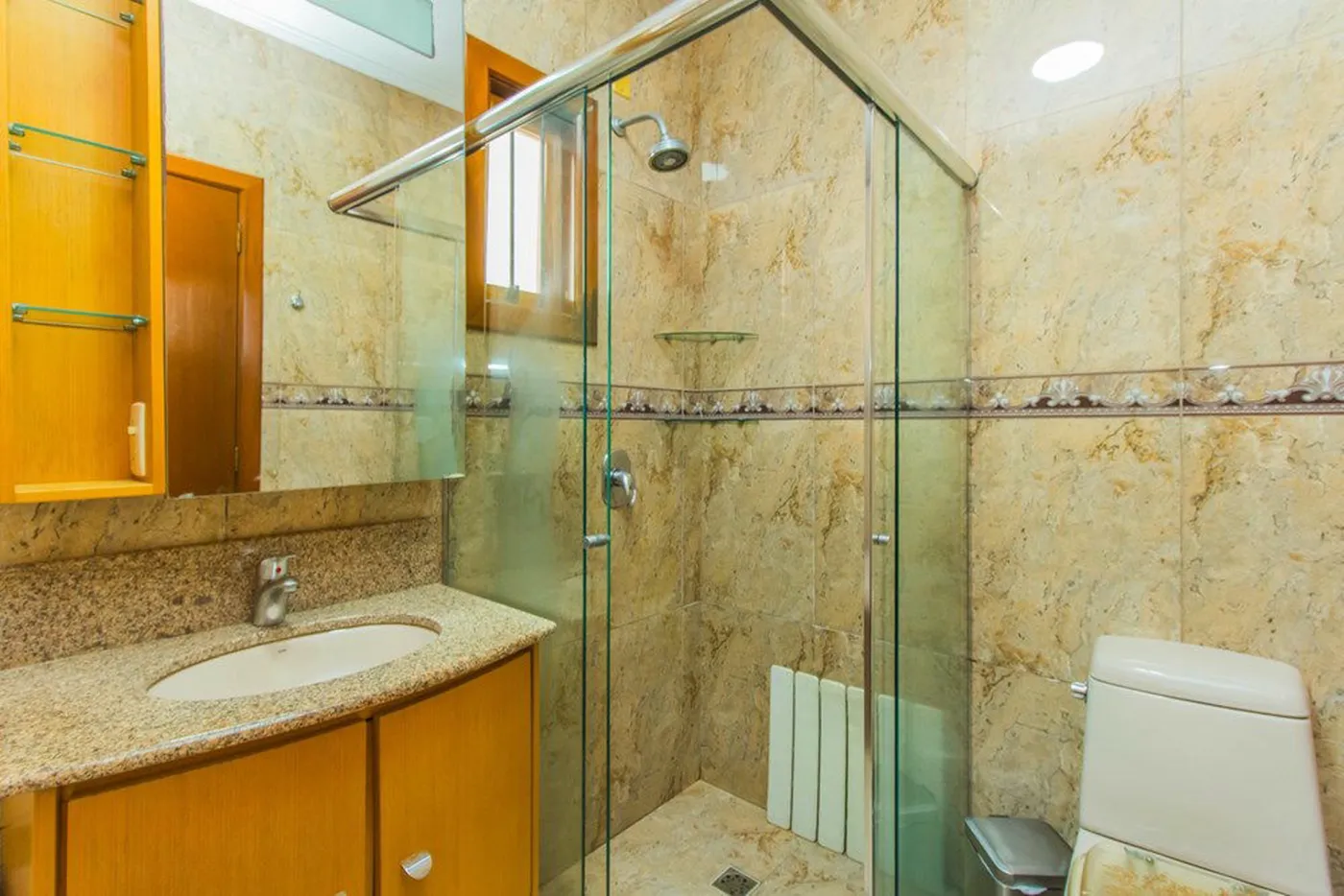 MDVT 228 Casa 612651009-76 - REMAX Pillares Exclusividades — foto 2