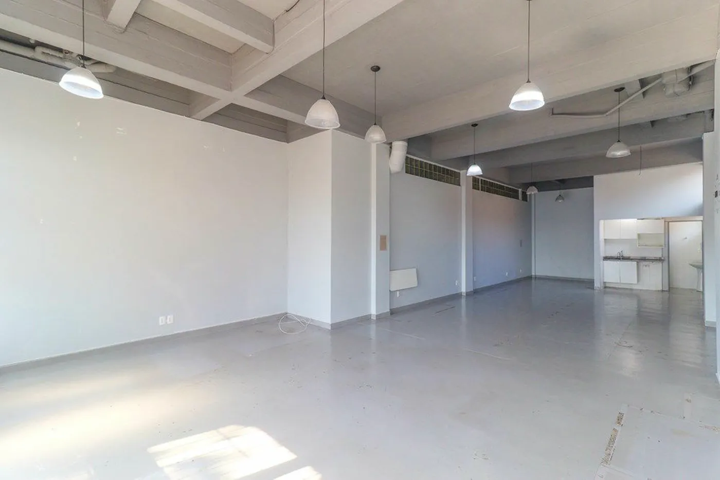 SDA 31 Loja 610371026-4 - REMAX Rocket Exclusividades — foto 4