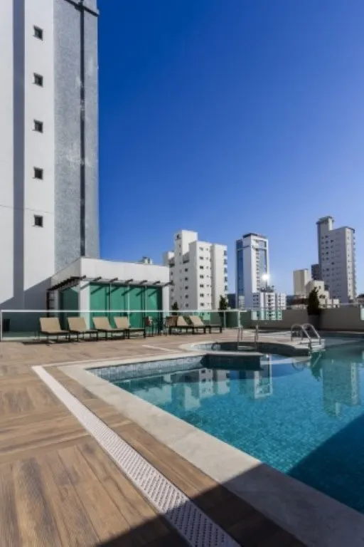 Edifício Torre Esmeralda - OMS Construções