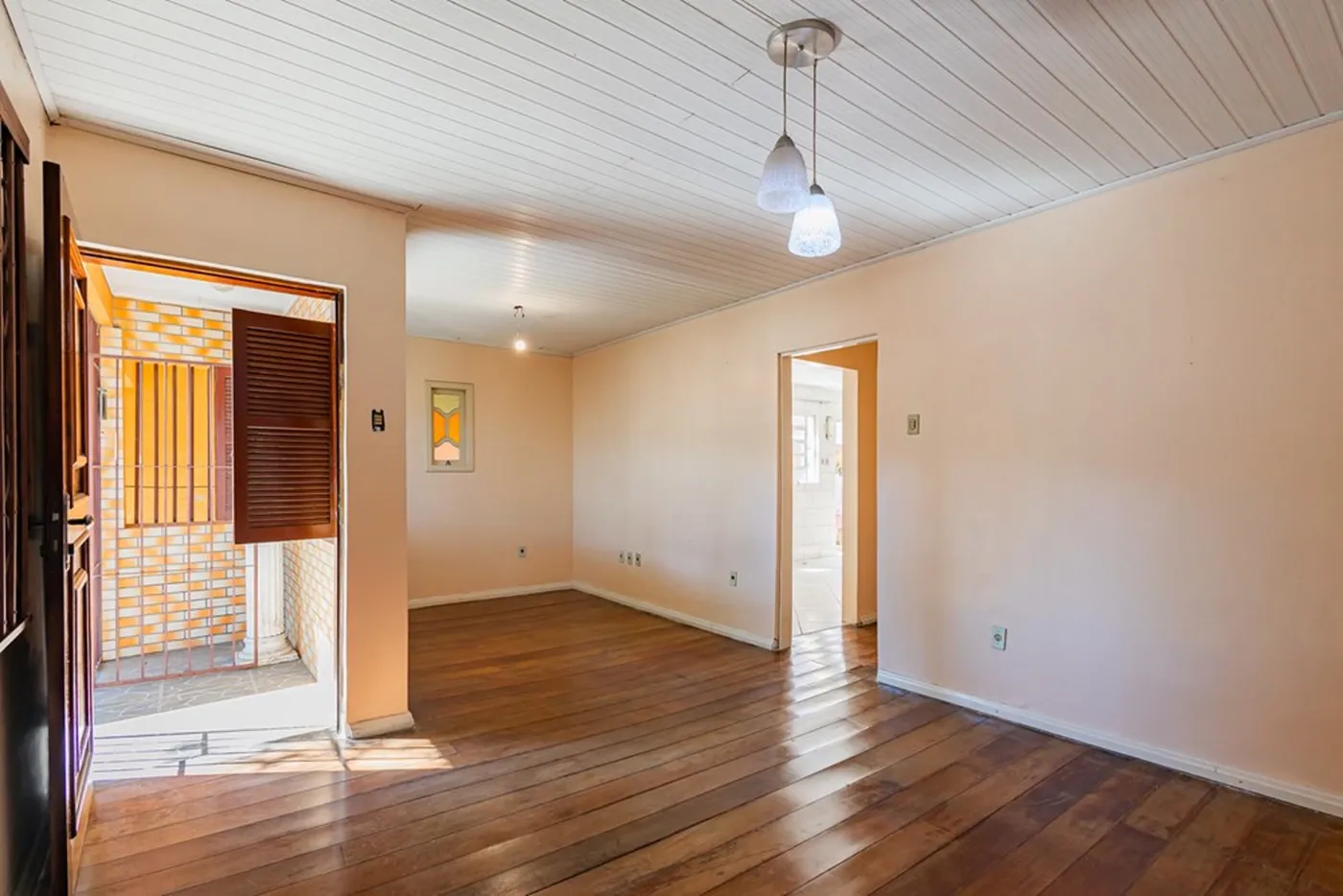 MDDDC 222 Casa 612521081-10 - REMAX Place Exclusividades — foto 2