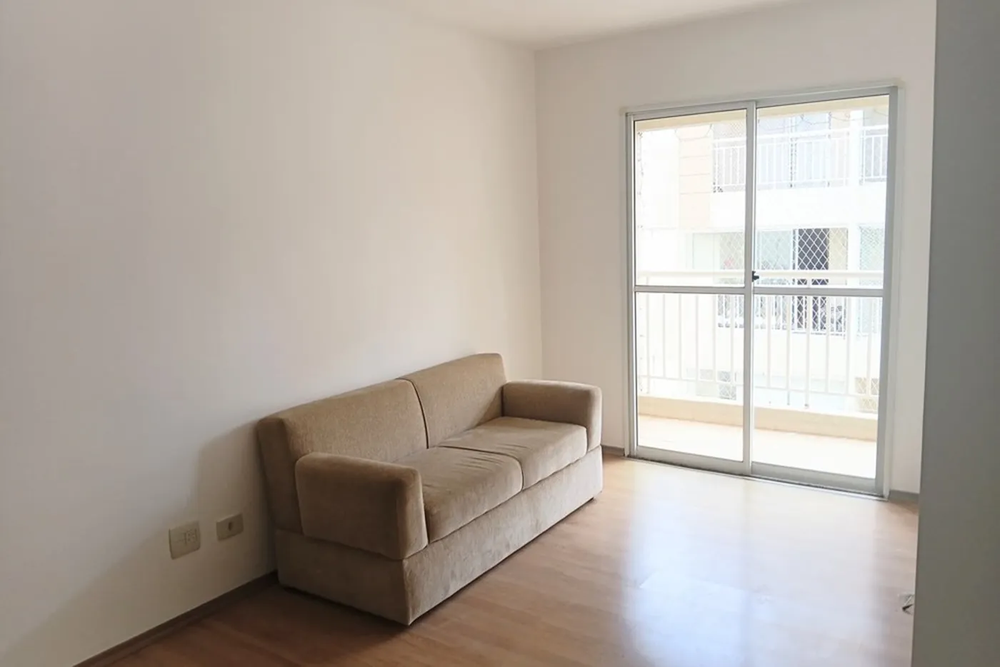 VRC 970 Apto 602221038-2 - REMAX Galeria Exclusividades — foto 2