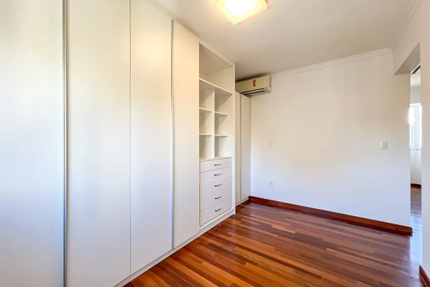 PJRU 932 Apto 601371060-28 - REMAX Boutique Exclusividades — foto 4