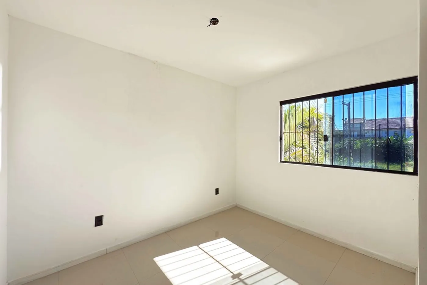 GHK 65 610191035-137 - REMAX Casa Sul Exclusividades — foto 2