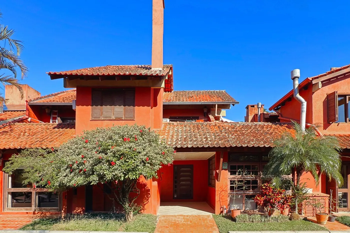 ILN 189 Casa 610191037-110 - REMAX Casa Sul Exclusividades