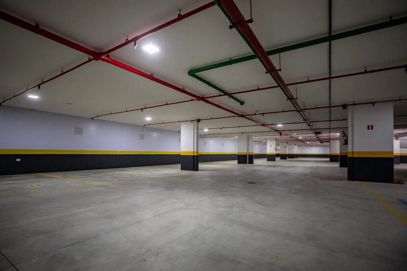 WHMEHL Centro Empresarial - Comercial