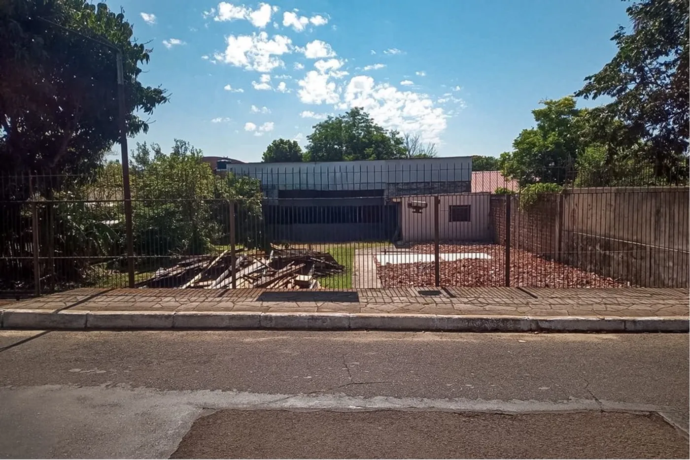 NSDGGFDA 286 Lote 612651049-56 - REMAX Pillares Exclusividades