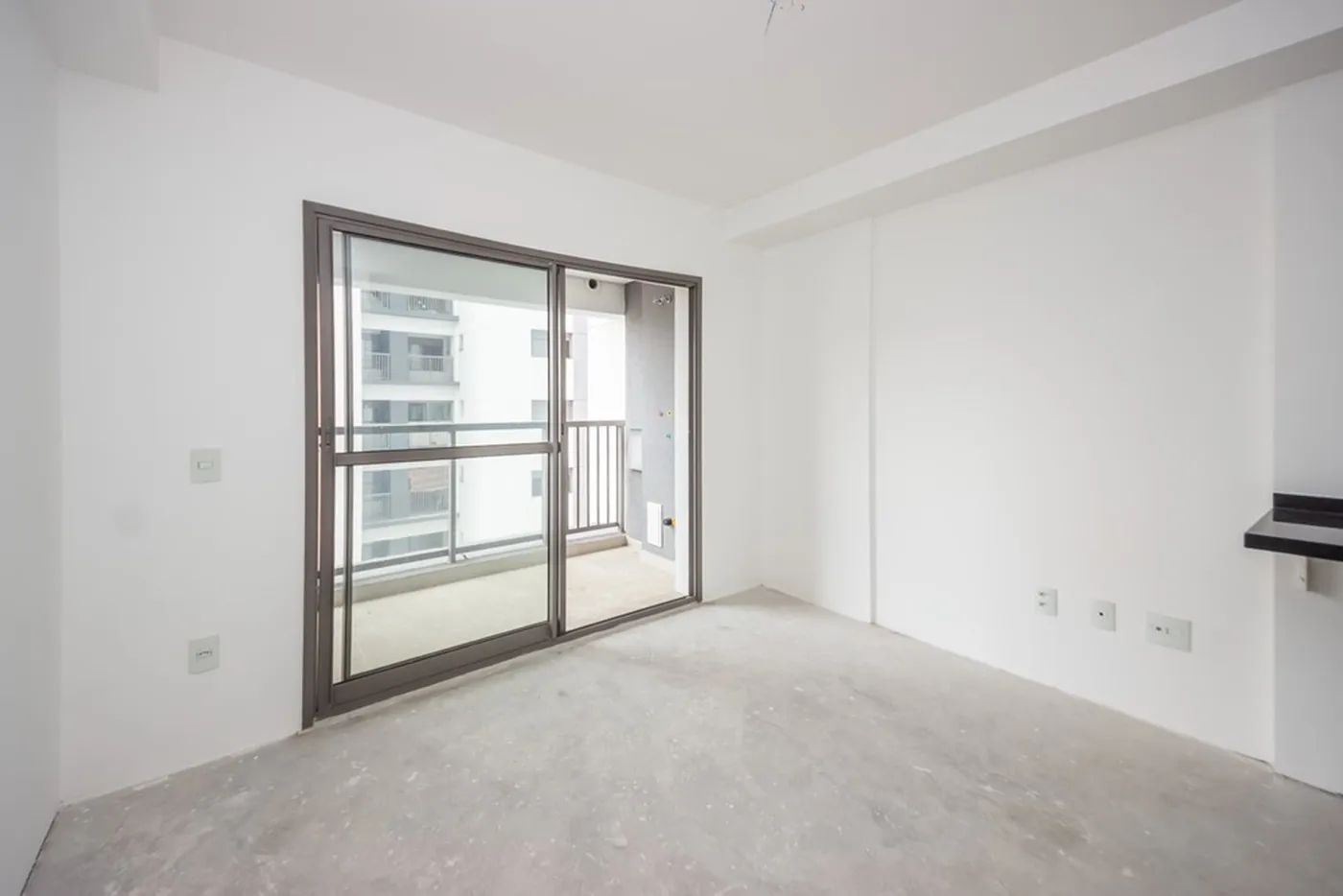 SADEB 695 Apto 601131004-174 - REMAX Ares Exclusividades