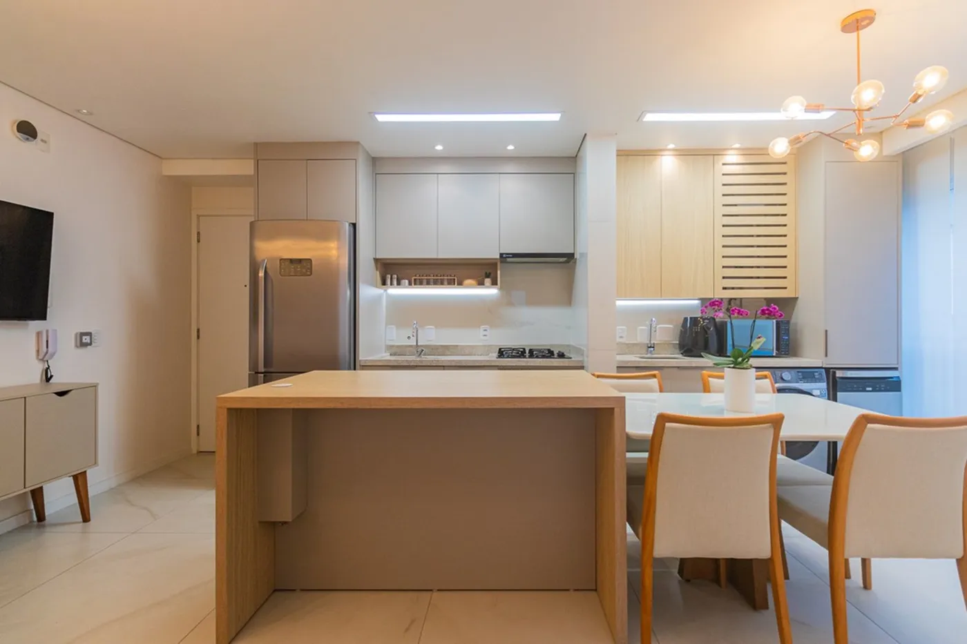 MP 556 Apto 601401072-28 - REMAX Paradisus Exclusividades