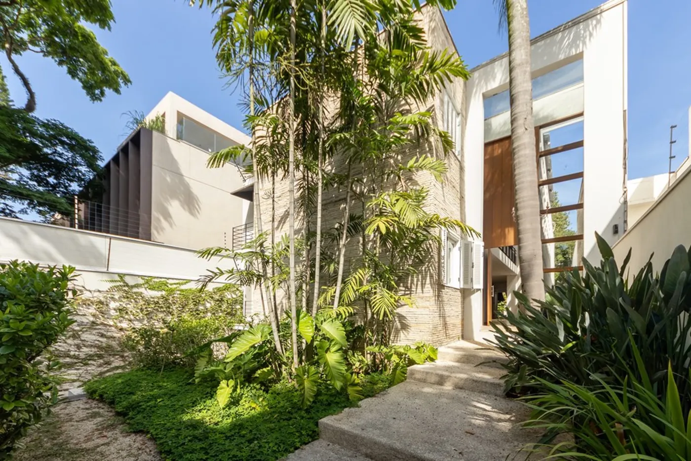 VNCMC 108 Casa 601131046-25 - REMAX Ares Exclusividades