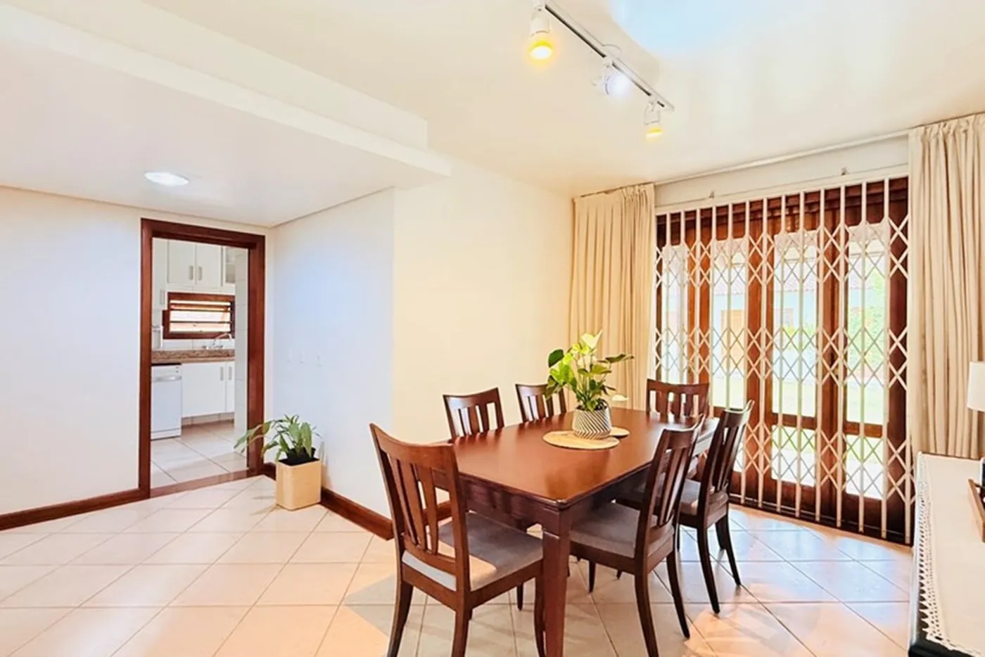 TAB 97 Casa 610191048-53 - REMAX Casa Sul Exclusividades — foto 5