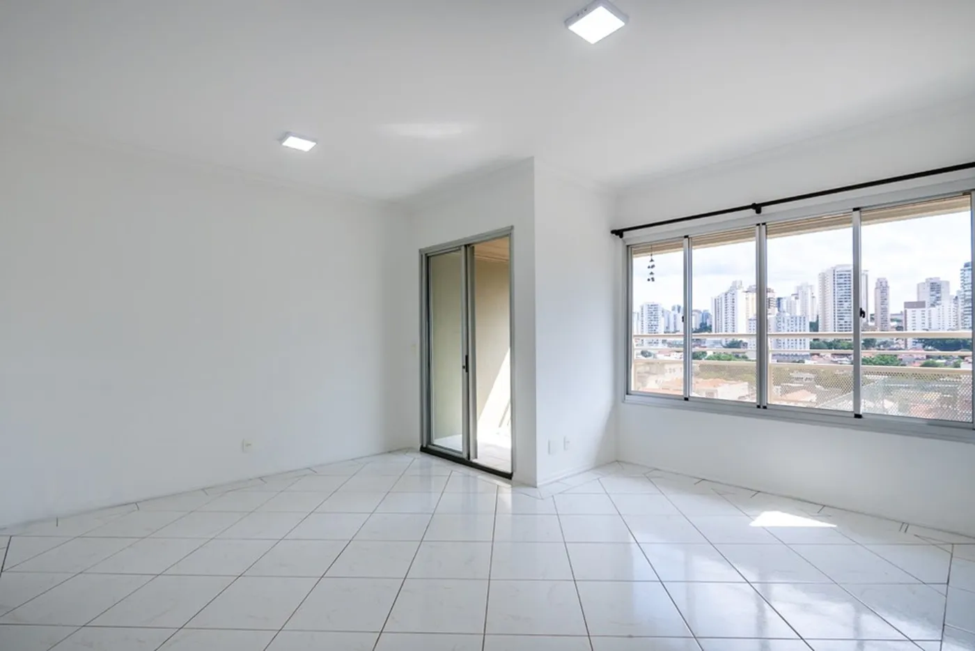 BDSS 180 Apto 601131065-8 - REMAX Ares Exclusividades