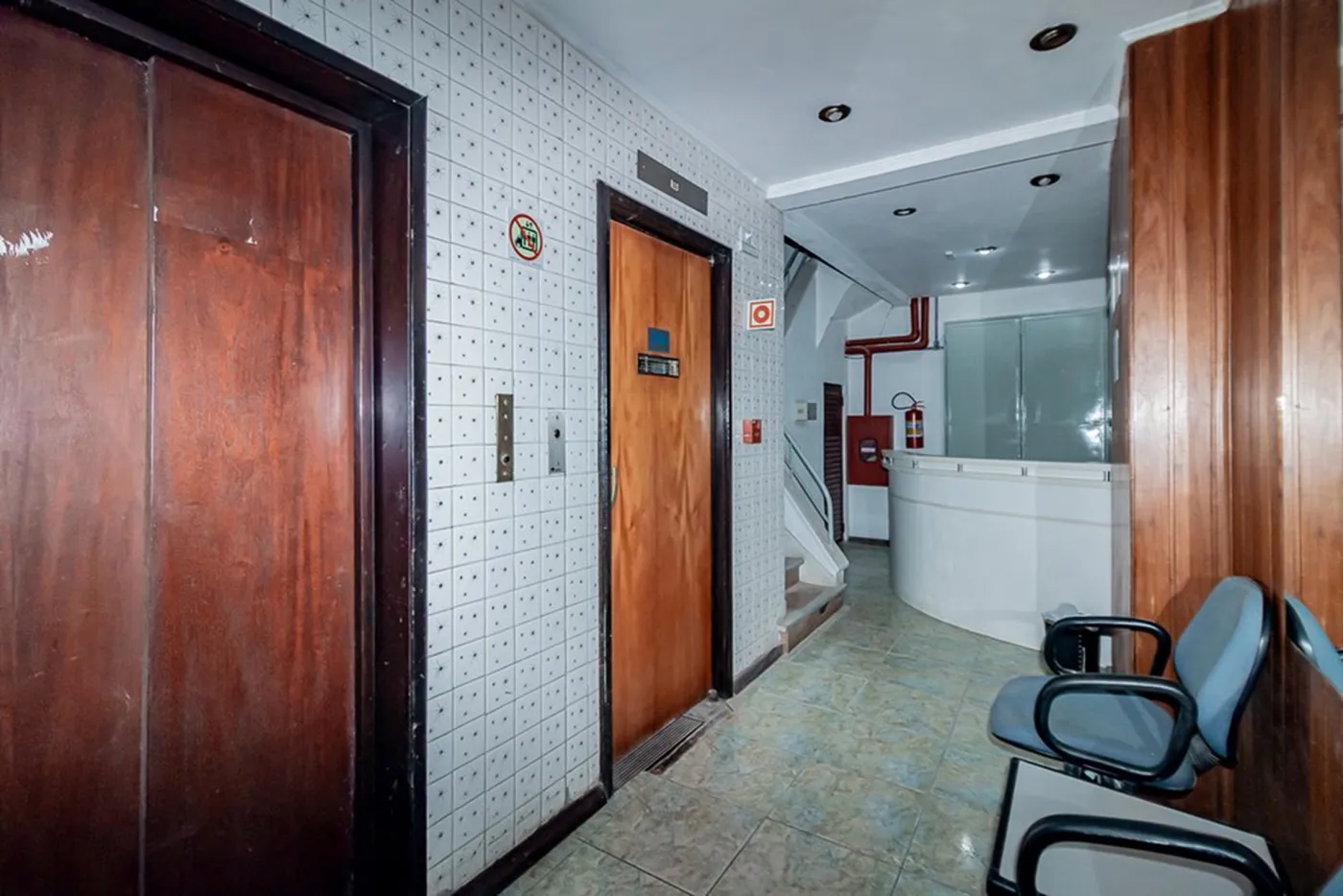 CHGC 383 Sala 610441018-7 - REMAX Diamond Orla Exclusividades — foto 2