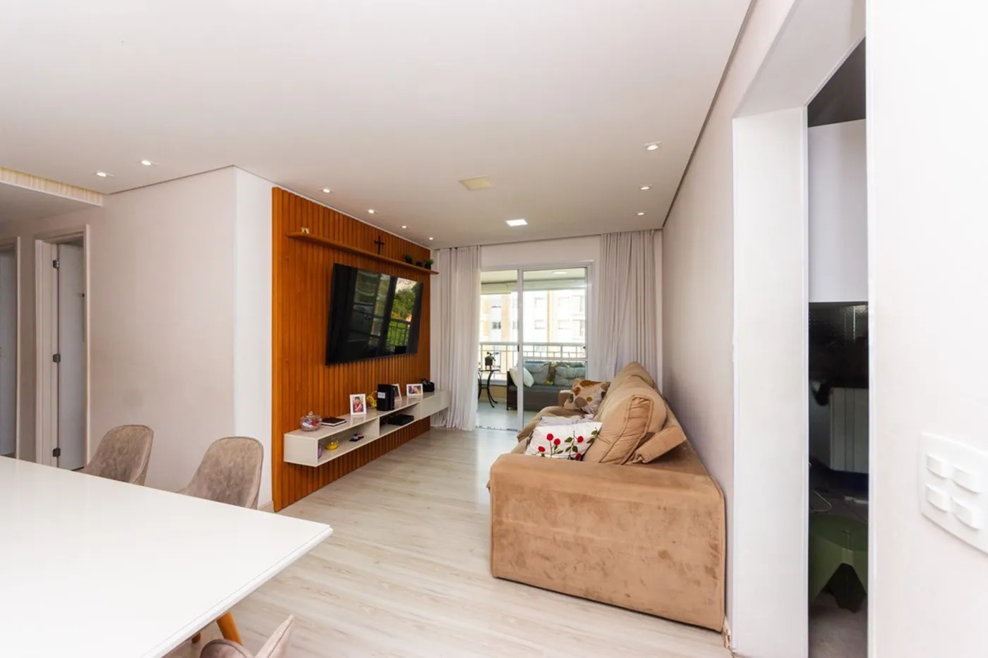 JPDB 305 Apto 602031026-40 - REMAX Classique Exclusividades
