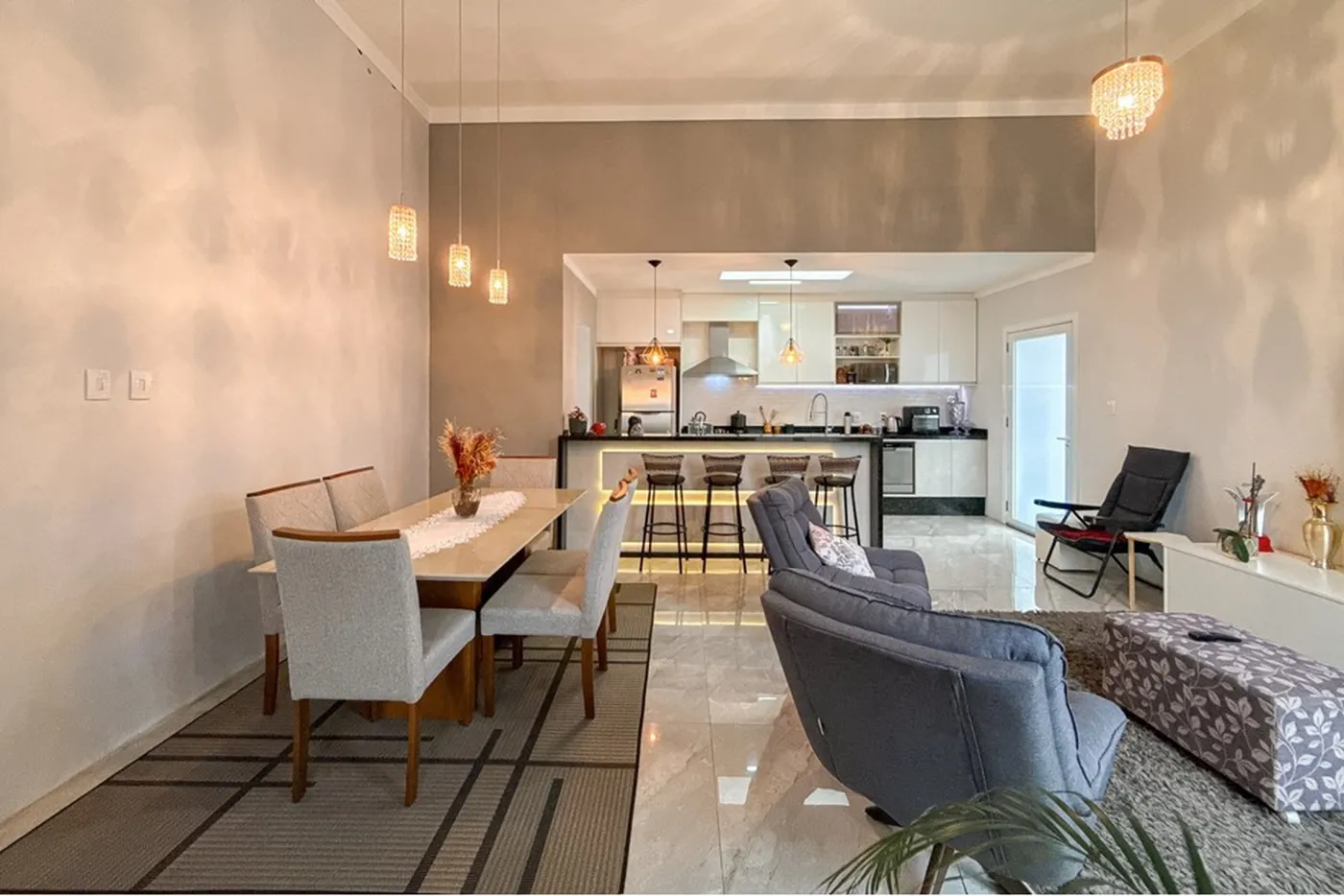 IDR 841 Casa 612651031-156 - REMAX Pillares Exclusividades — foto 4