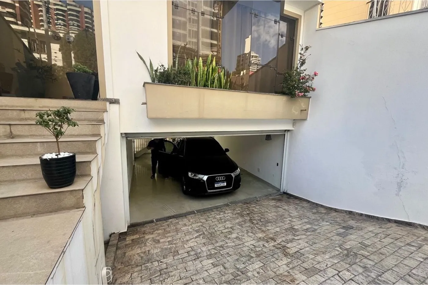 JVMPCR 375 Casa 601361048-65 - REMAX Trio Exclusividades
