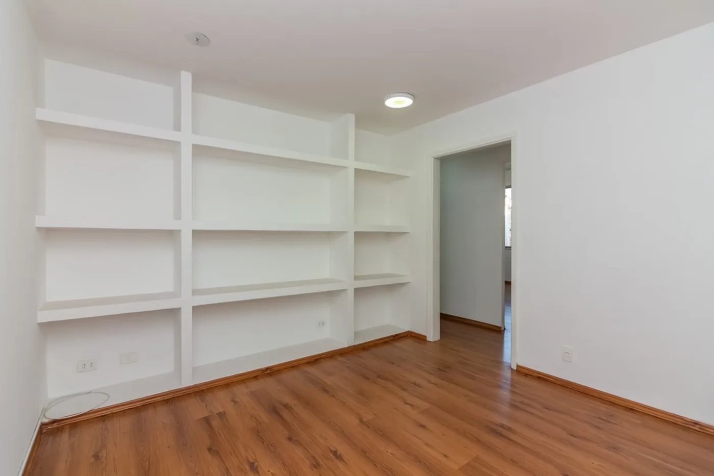 BVBLA 2050 Sala 602231003-36 - Remax Prime Connection Exclusividades