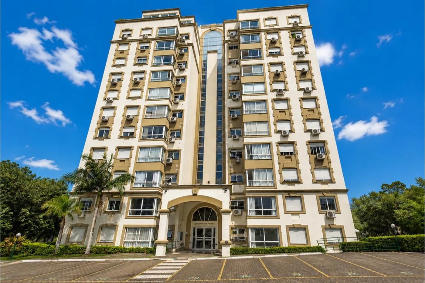 CDC 4530 Apto 610191066-17 - REMAX Casa Sul Exclusividades