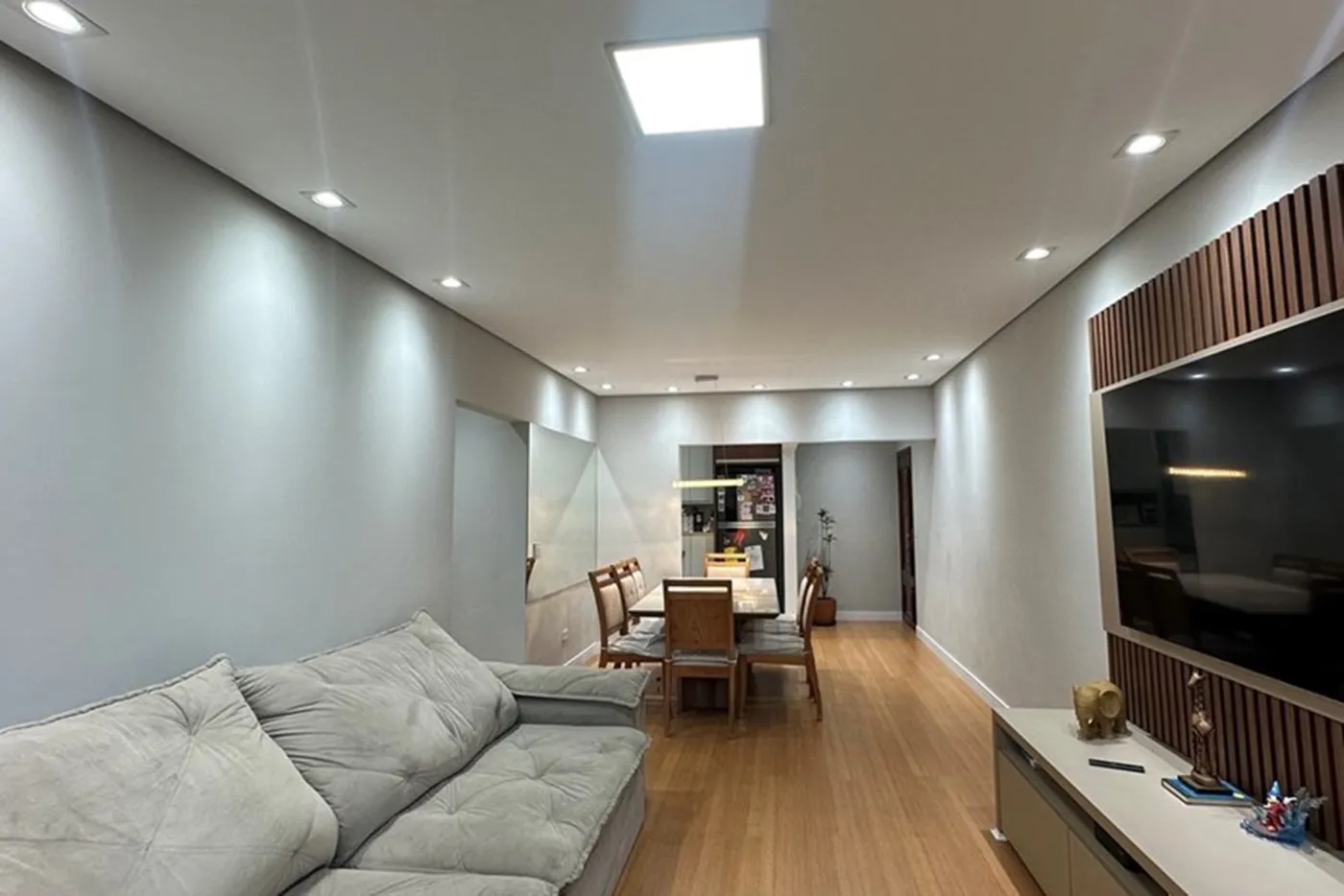 BRSV 300 Apto 630821031-22 - REMAX Exclusive Exclusividades