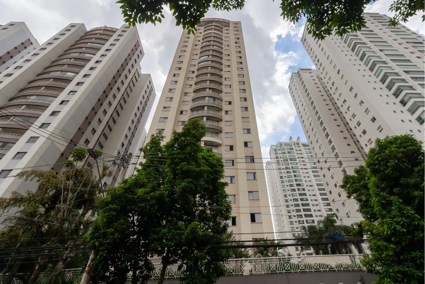 VLCW 633 Apto 602101005-101 - REMAX Paradisus Exclusividades