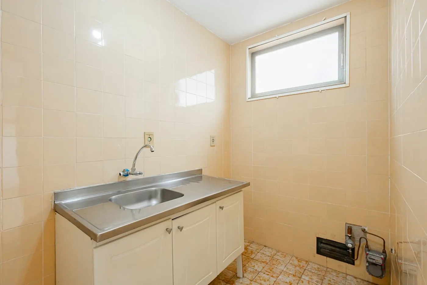II 482 Apto 610101031-34 - REMAX Tri Exclusividades — foto 2