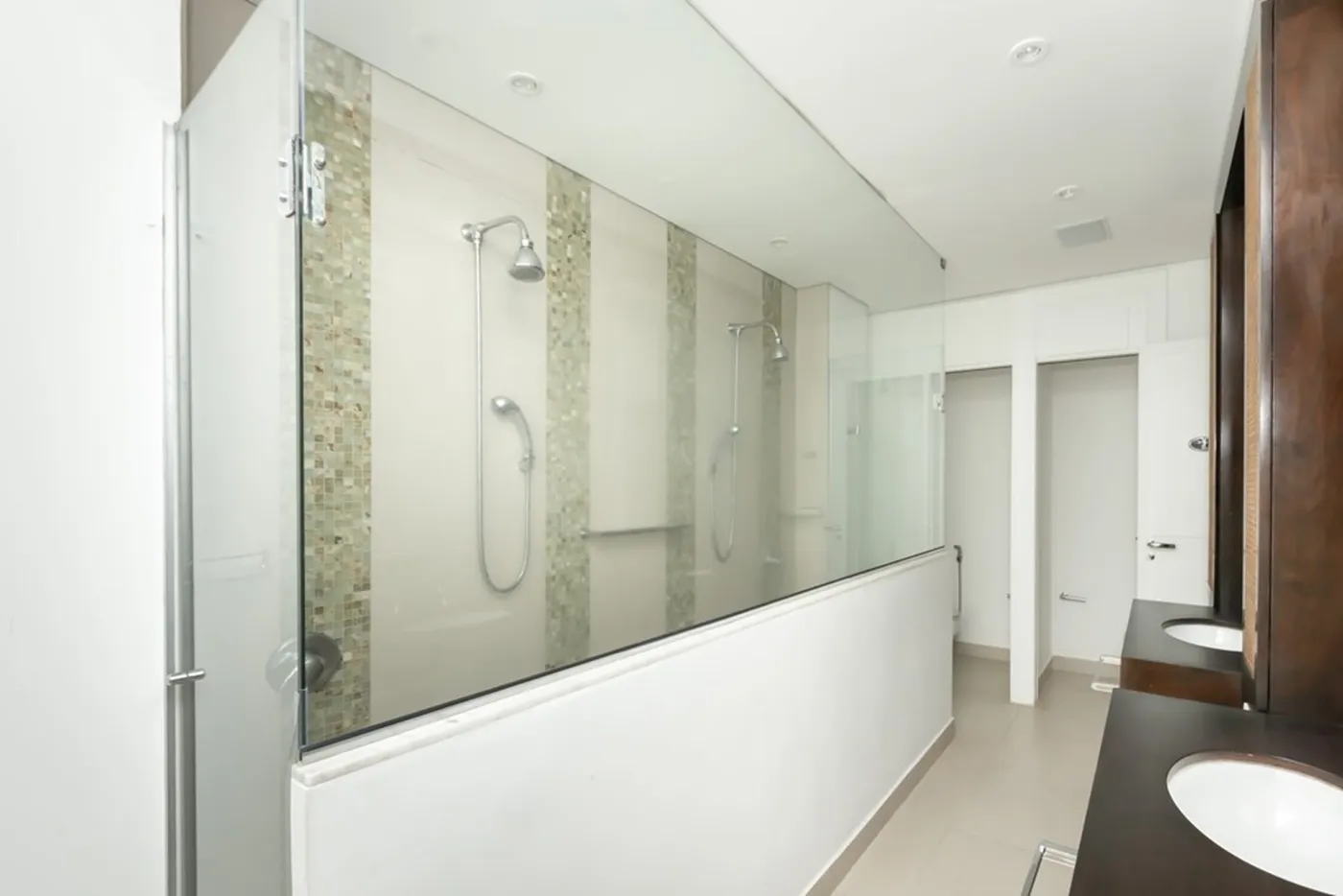 VNCMC 108 Casa 601131046-25 - REMAX Ares Exclusividades — foto 2