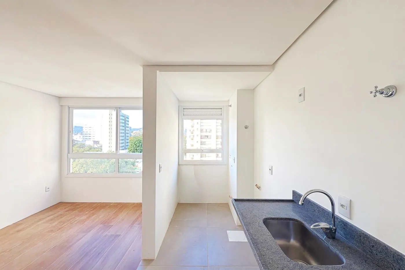 MDBDT 261 Apto 610191045-48 - REMAX Casa Sul Exclusividades — foto 2