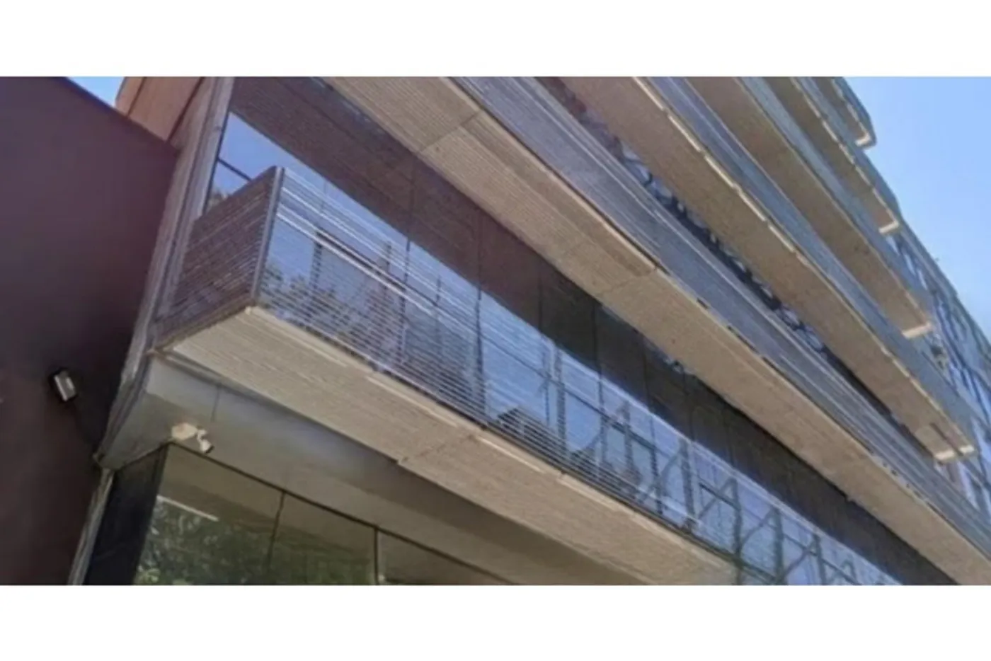 CHDF 39 Sala 612511080-4 - REMAX Moderna Exclusividades