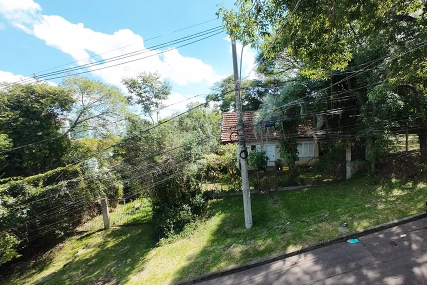 CC 345 Lote 610191048-50 - REMAX Casa Sul Exclusividades
