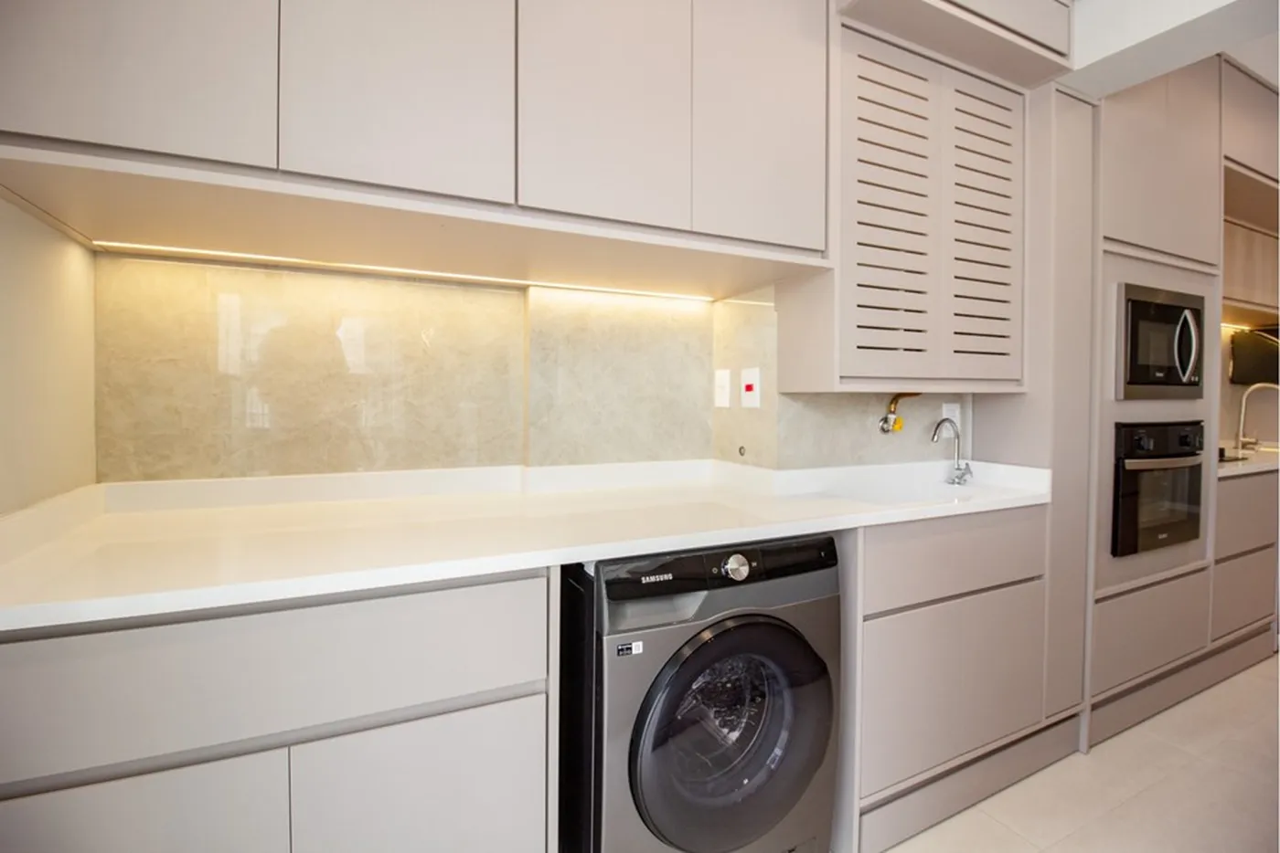 BPI 226 Apto 601361021-1777 - REMAX Trio Exclusividades — foto 3