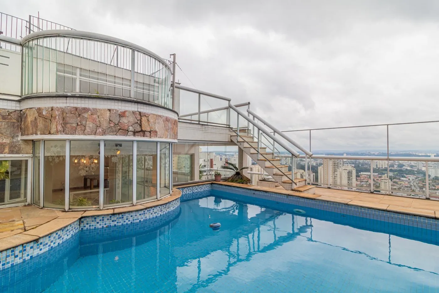 CFWL 1576 Apto 601401078-4 - REMAX Paradisus Exclusividades